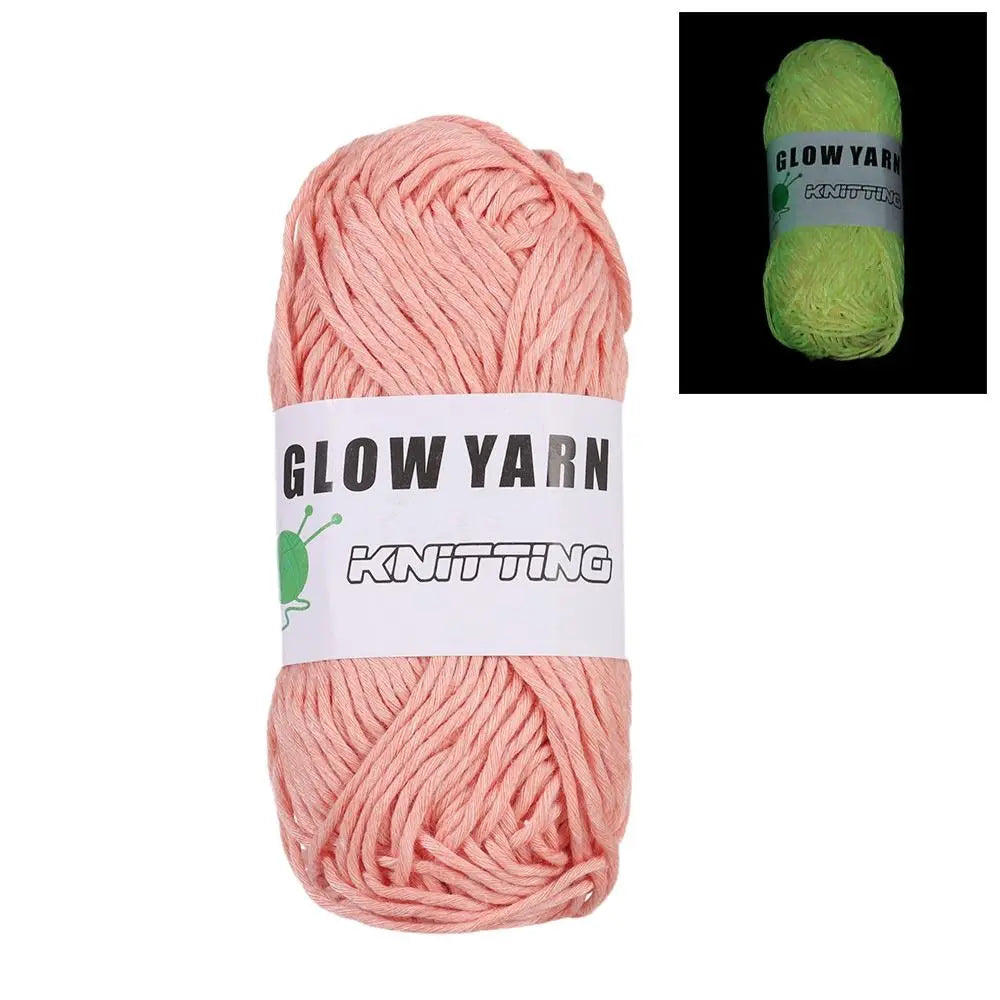 Novel Functional Yarn Glow in the Dark Polyester Luminous Chunky Yarn
